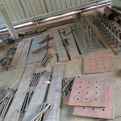 有哪些其他因素会影响文昌预埋件位置的确定？